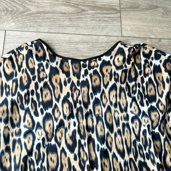 Nygard  Leopard Print Poncho Style Overlay Blouse - Picture 13 of 13